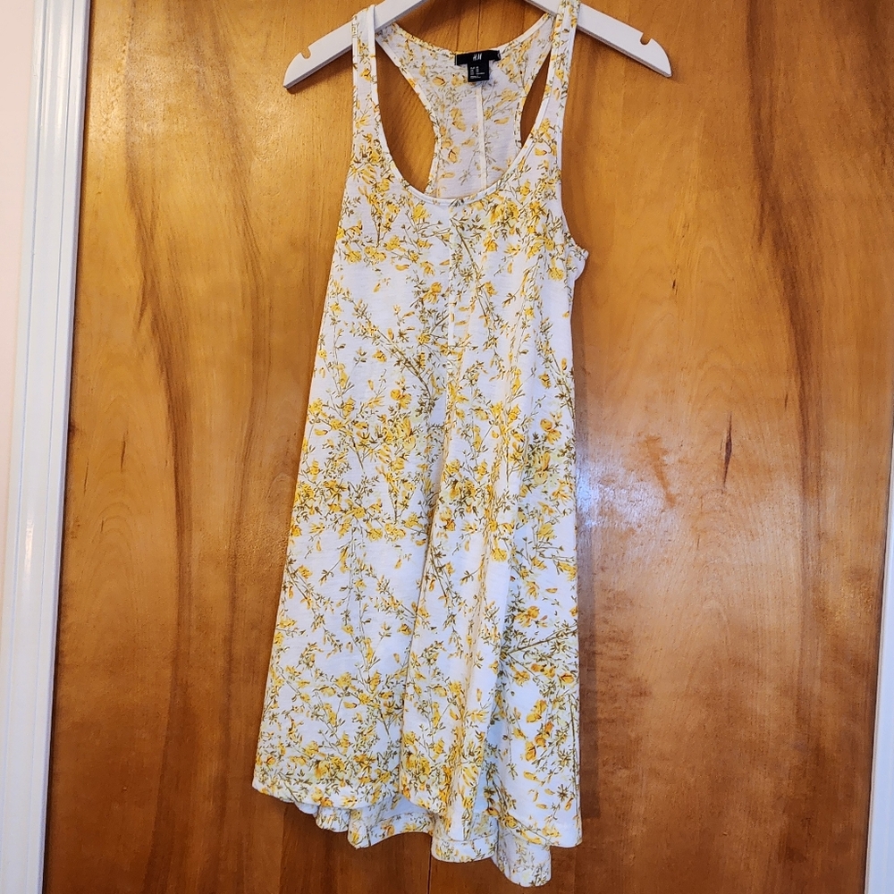 H&M Women's Racerback High Low Swing Dress in Yellow Floral, Size XS